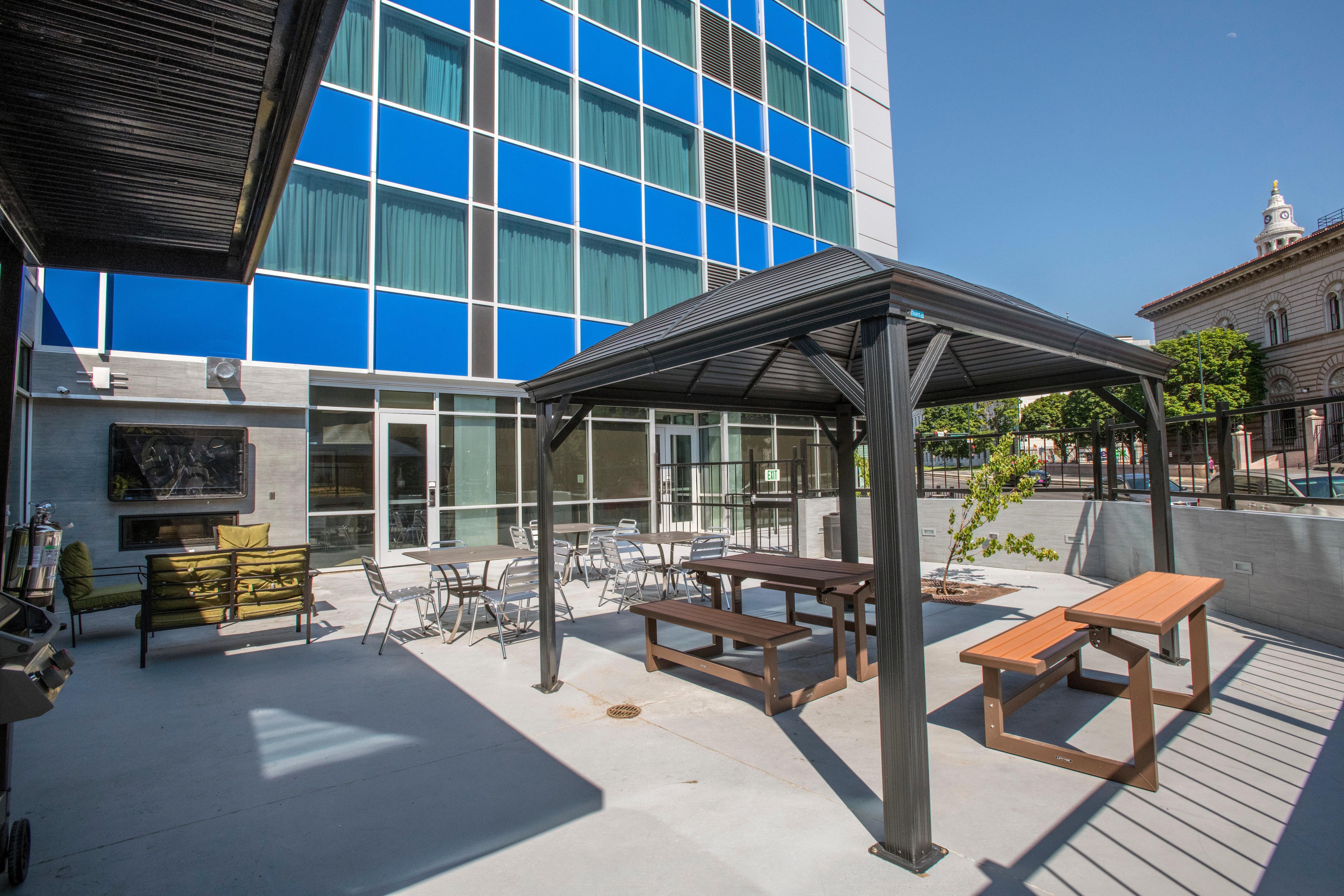 Staybridge Suites Denver Downtown By Ihg מראה חיצוני תמונה